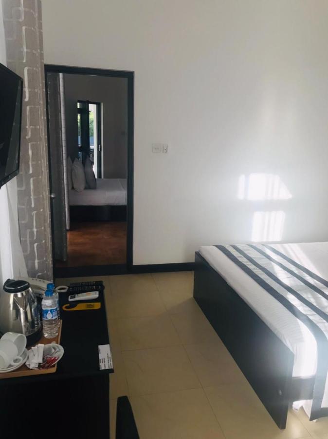 3R Resort Negombo Exterior foto