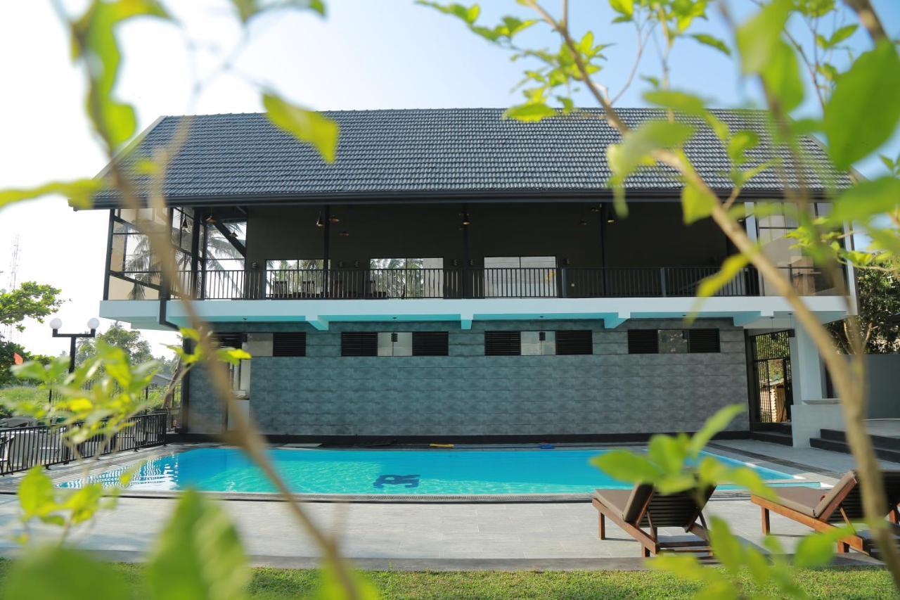 3R Resort Negombo Exterior foto
